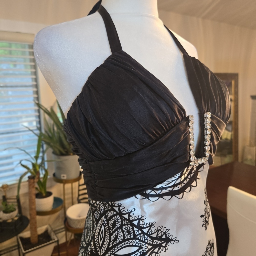 VTG Cache Y2K Embellished Plunge Halter Paisly Satin Maxi Gown Size 2 - Picture 3 of 11
